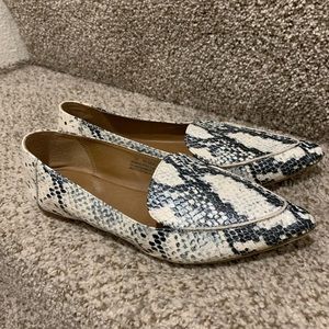 Snakeskin flats